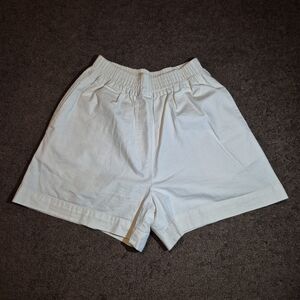 Elegant White Women's Shorts